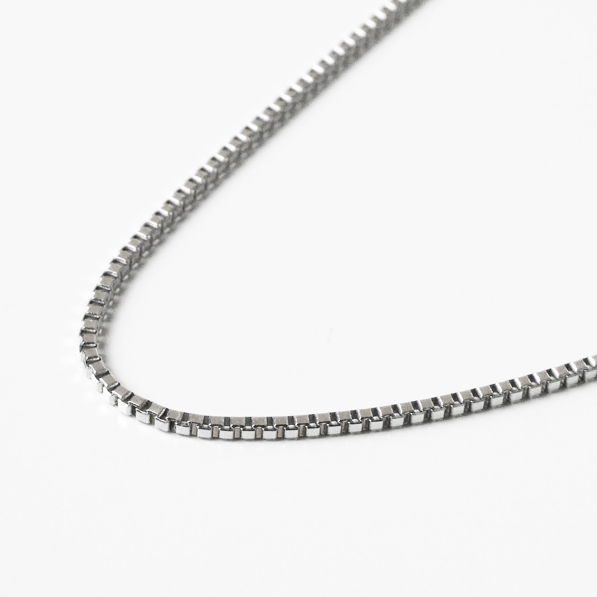 Venetian Necklace Platinum